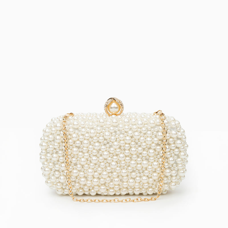 <tc>Chantal パールクラッチバッグ
</tc>